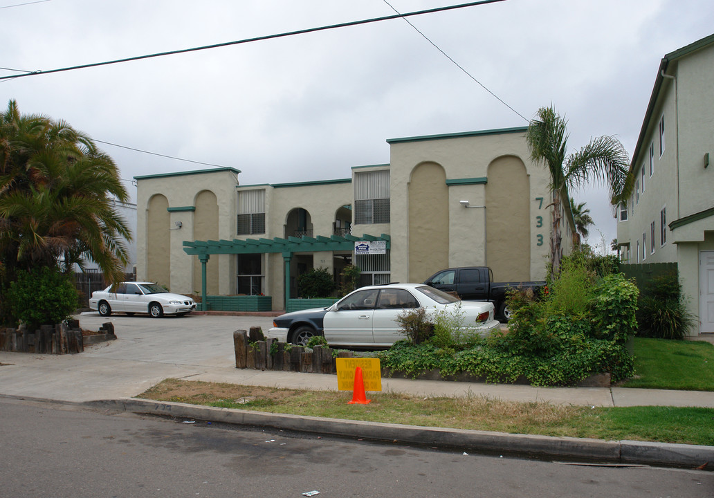 Pacific Point in Imperial Beach, CA - Building Photo