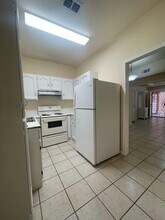 3204 Cortez St in Laredo, TX - Building Photo - Building Photo