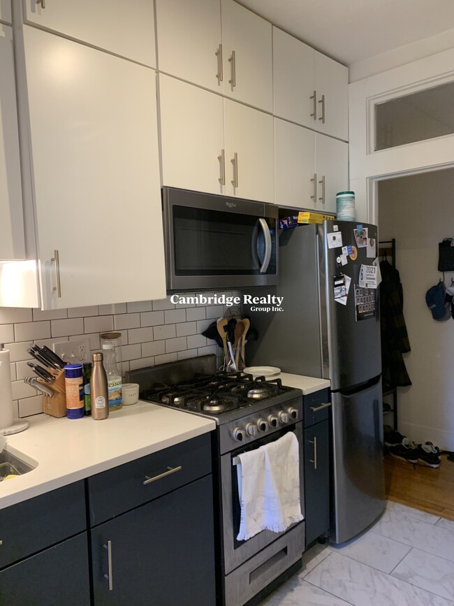 10 Remington St, Unit 310T in Cambridge, MA - Building Photo - Building Photo