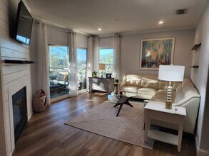 1800 The Greens Way in Jacksonville Beach, FL - Building Photo - Building Photo