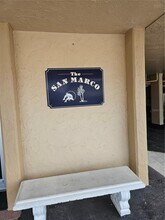 1255 Tarpon Center Dr in Venice, FL - Building Photo - Building Photo