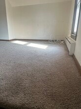 8 Fox Terrace, Unit 3 in Poughkeepsie, NY - Building Photo - Building Photo