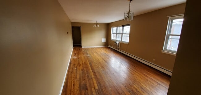 7000 Columbia Ave in North Bergen, NJ - Building Photo - Building Photo