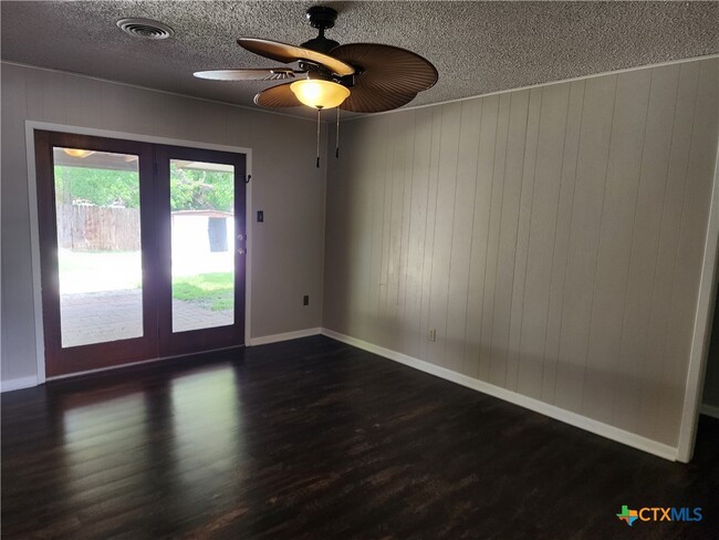 property at 1509 Ronstan Dr