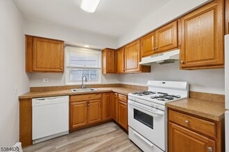53 Union St in Montclair, NJ - Building Photo - Building Photo