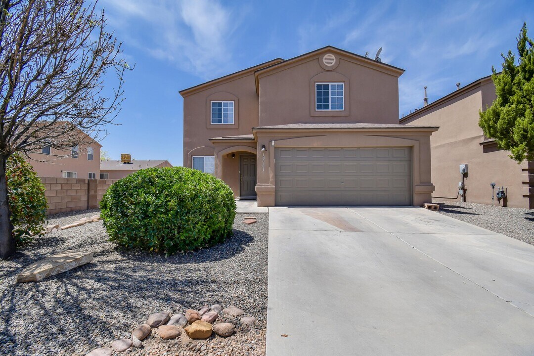 10501 Trieste Ct NW in Albuquerque, NM - Building Photo