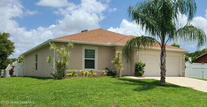 883 Fairhaven St NE in Palm Bay, FL - Building Photo - Building Photo