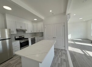 17 Kearny Ave, Unit 1 in Kearny, NJ - Foto de edificio - Building Photo