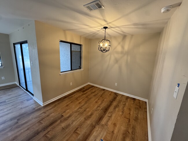 1313 Airport Dr in Tallahassee, FL - Building Photo - Building Photo