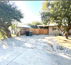 1915 Wildwood Way, Unit #2 in Roseville, CA - Building Photo - Building Photo