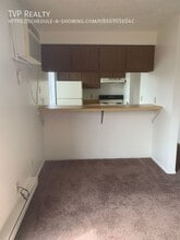 132 Fox Hill Ln in Elyria, OH - Building Photo - Building Photo