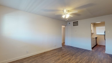 Pergola at Bishop Ridge in Dallas, TX - Building Photo - Building Photo