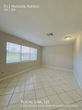 913 Hudson Ave in Lehigh Acres, FL - Building Photo - Building Photo