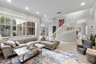 604 Stanton Dr in Weston, FL - Building Photo