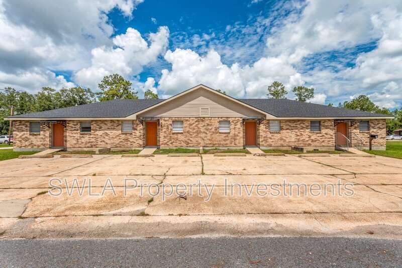 194 Victoria Dr in Lake Charles, LA - Building Photo
