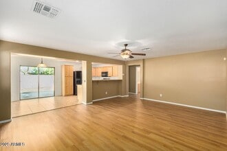 25025 W Dove Mesa Dr in Buckeye, AZ - Building Photo - Building Photo