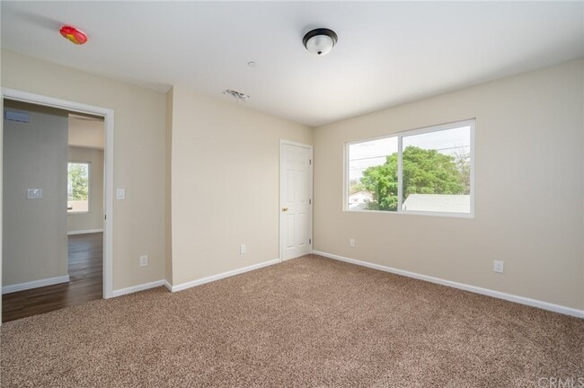 924 Columbia St, Unit 2 in Redlands, CA - Building Photo - Building Photo