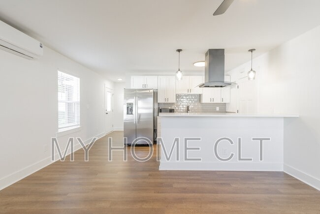 404 Kirby Dr in Charlotte, NC - Building Photo - Building Photo