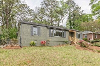 525 Rosemont Dr in Decatur, GA - Building Photo - Building Photo