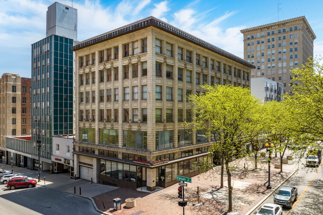 Securities Downtown in Omaha, NE - Foto de edificio