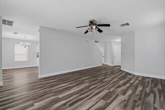 1427 Hade Falls Ln in Houston, TX - Building Photo - Building Photo