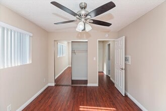 800 Meyer Lane in Redondo Beach, CA - Building Photo - Building Photo