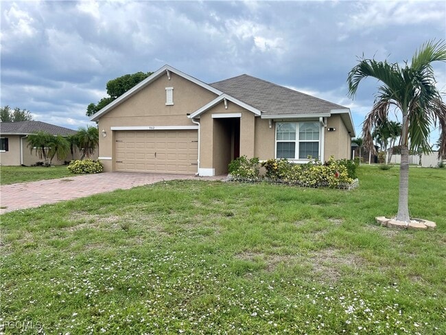 property at 902 SE 31st Terrace