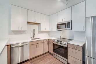 Katsura Apartments in San Francisco, CA - Building Photo - Building Photo