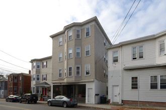 528 Charles St in Providence, RI - Building Photo - Building Photo