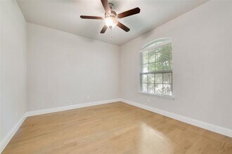 8237 Centipede Ct in Dallas, TX - Building Photo - Building Photo