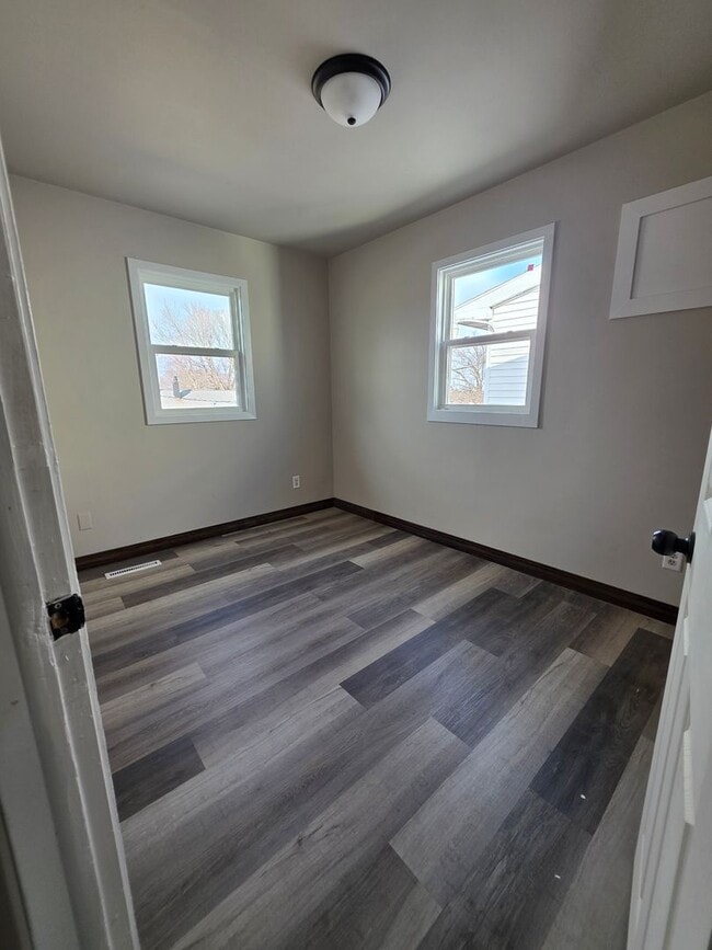 226 Palmer Dr-Unit -226-B in Waterloo, IA - Building Photo - Building Photo