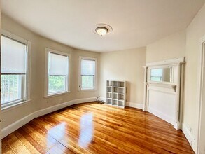 10 Bucknam St, Unit 1 in Boston, MA - Building Photo - Building Photo