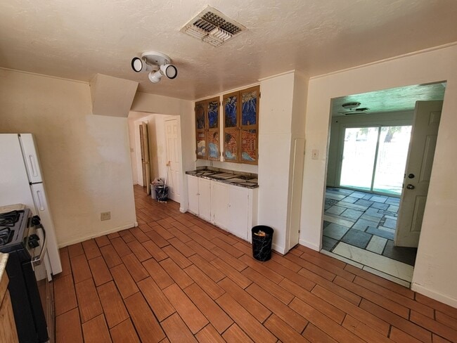 455 W Thurber Rd in Tucson, AZ - Building Photo - Building Photo