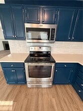 3859 Meadow Creek Dr in Norcross, GA - Building Photo - Building Photo