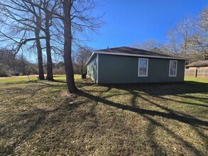 10226 Country Hills Blvd in Tyler, TX - Building Photo - Building Photo