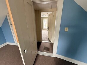 15 Seavey St in Westbrook, ME - Building Photo - Building Photo