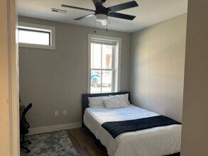 113 E 6th St in Bloomington, IN - Building Photo - Building Photo