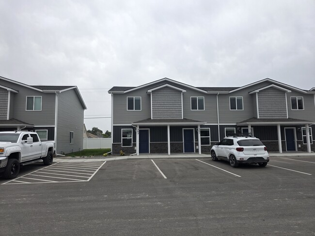 property at 381 Jeremy Ln