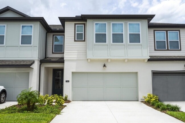 property at 700 Benoi Dr