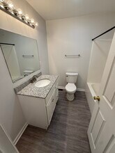 305 W Seminary St in Vevay, IN - Foto de edificio - Building Photo