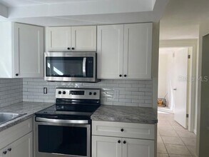 13636 Veronica Dr in Hudson, FL - Building Photo - Building Photo