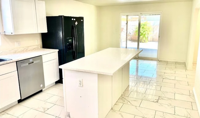 property at 4792 E Cincinnati Ave