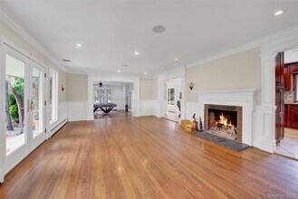 1719 Cedar Swamp Rd in Glen Head, NY - Building Photo - Building Photo