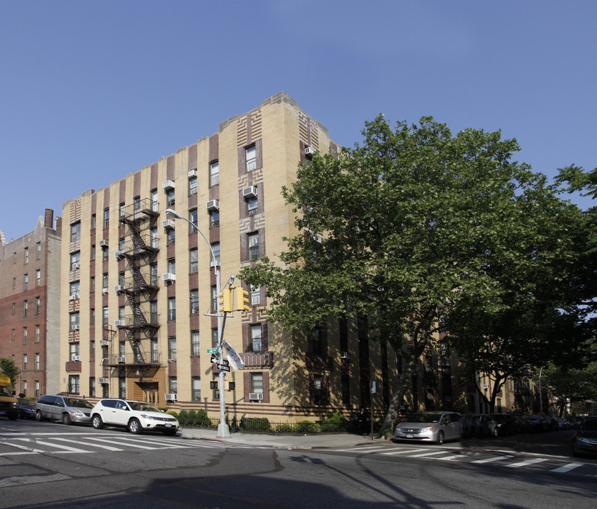 4800 14th Ave in Brooklyn, NY - Building Photo