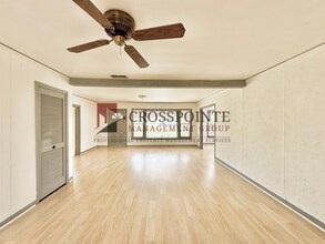 1107 Dogwood St in Tyler, TX - Foto de edificio - Building Photo