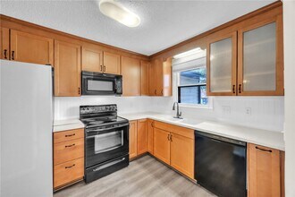 103 Sunningdale Ct in Easley, SC - Building Photo - Building Photo