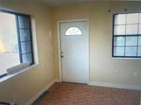 931 NW 34th Way in Fort Lauderdale, FL - Building Photo