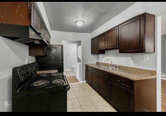 8023 S Ellis Ave in Chicago, IL - Building Photo - Building Photo