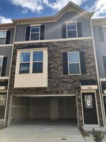 1708 Town Oak Ln in Charlotte, NC - Building Photo