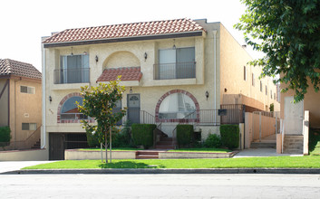 459 E Orange Grove Ave in Burbank, CA - Building Photo - Building Photo